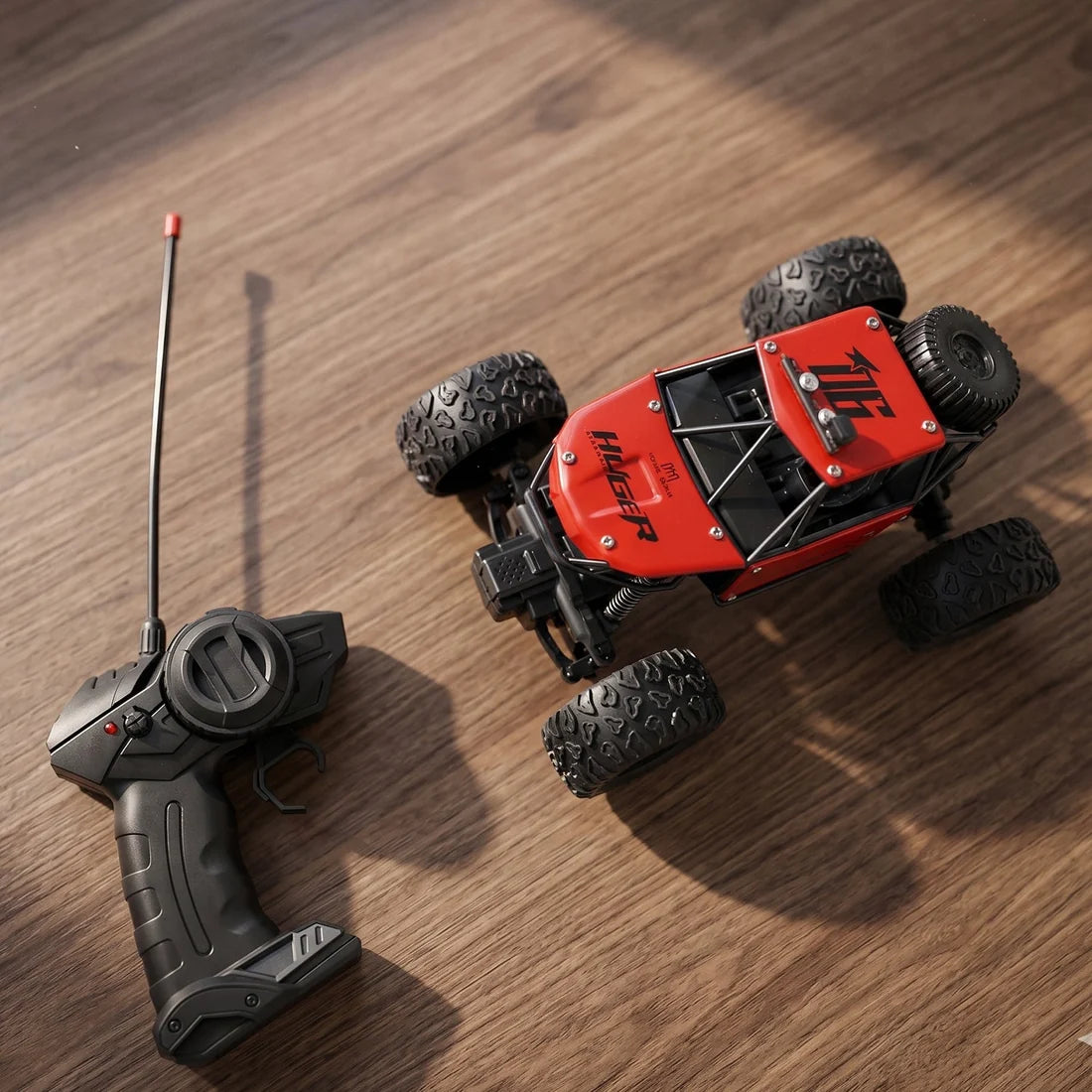 17816   118 Scale Rock Crawler Monster Rc Truck All Terrain Stunt Racing Car Rechargeable Indoor Outdoor Toy Car
